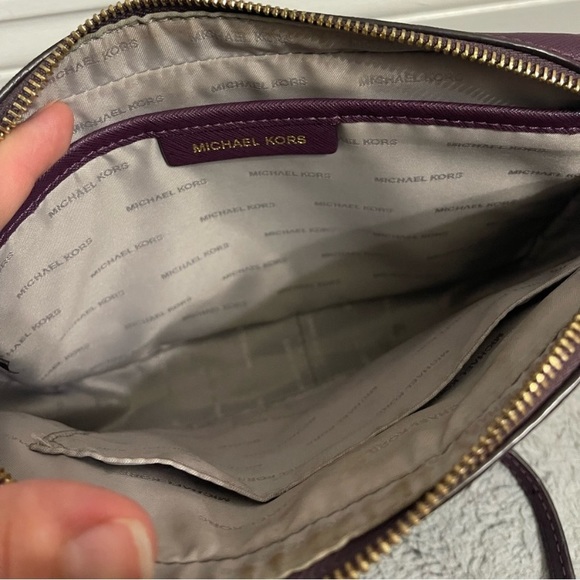 Michael Kors Burgundy Chain Strap Crossbody Bag Listing For Live Show - Picture 12 of 13